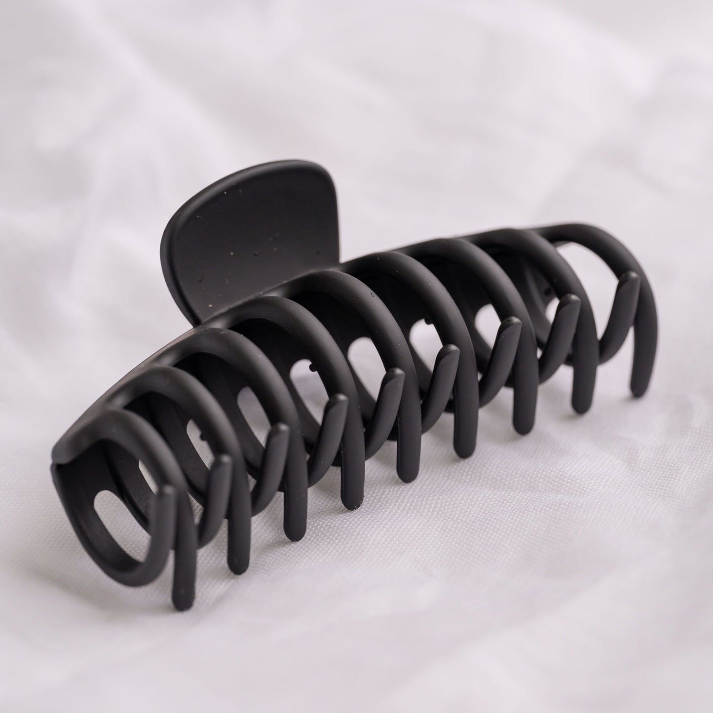 Large Matte Spiral Claw Clip